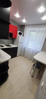 Сдаю 1-комн. кв. ул. Кирова-30 (по суткам). Wi-Fi