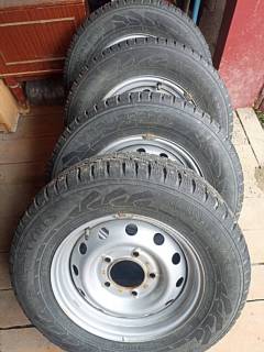 ������ R15 205/70 ���������� �� �������
